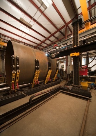 column and boom welding manipulator with fit up bed