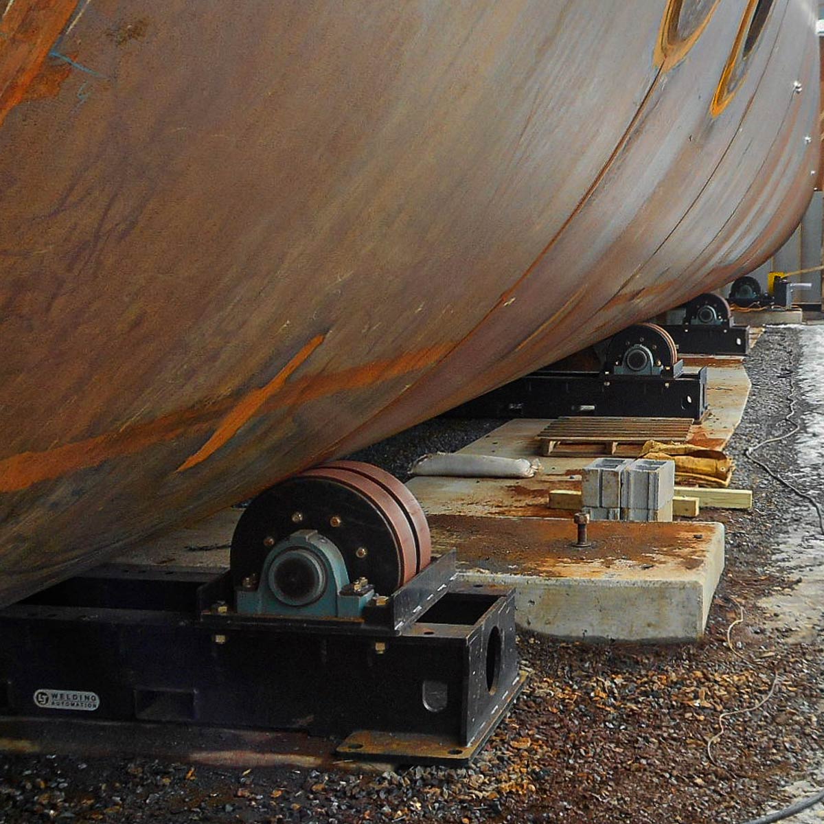 03-120-Ton-Vessel-Rolls-Fixed-Height