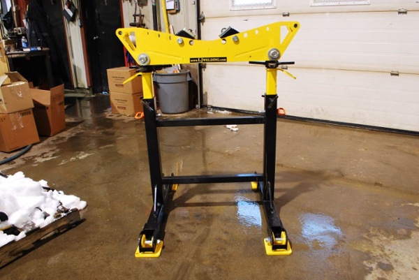 Multi-Directional Pipe stand for sale