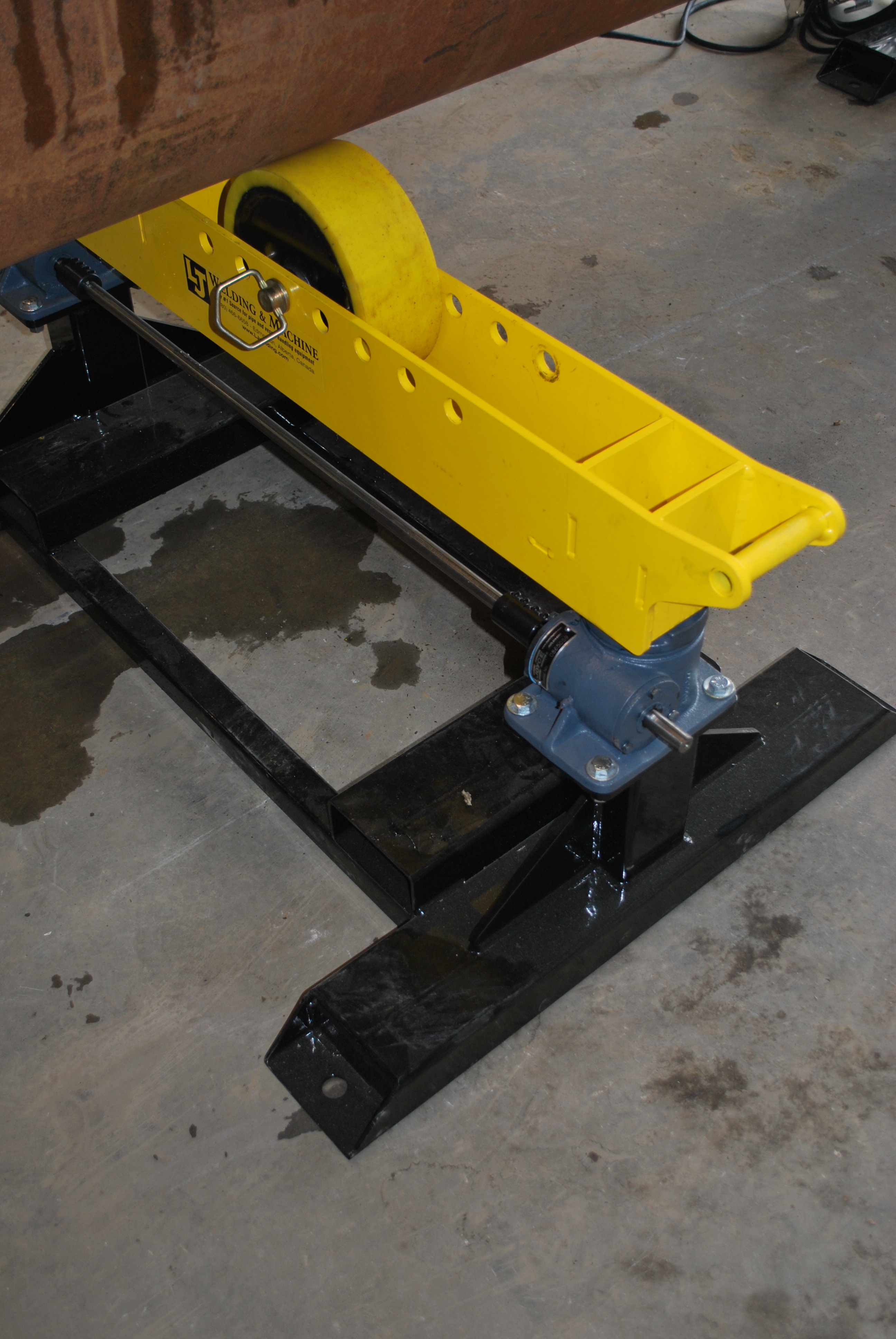 8,000 lbs Pipe Roller Stands (Pipe stand supports) SHD850