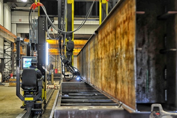 gantry for welding beams