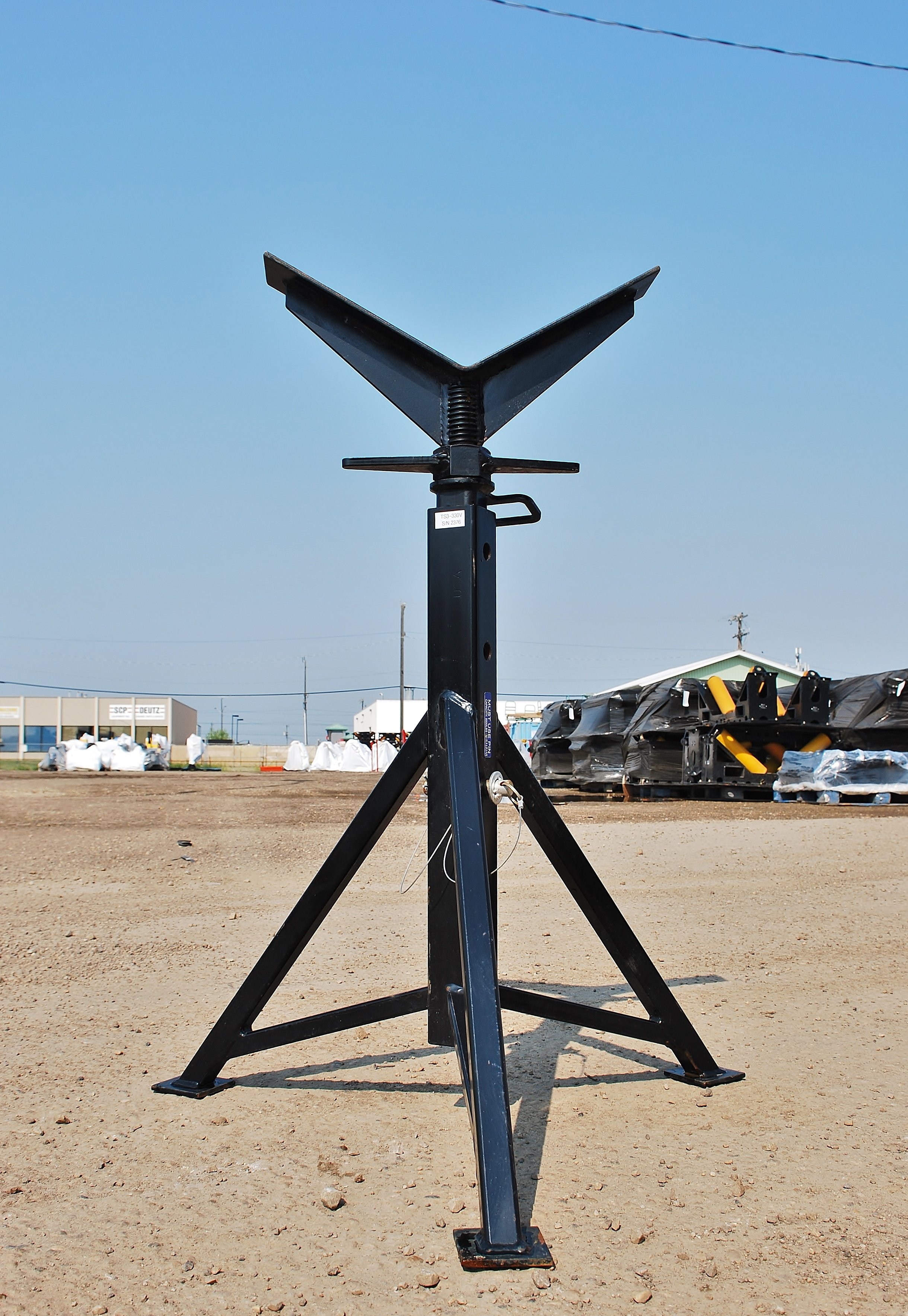 5,000 lb Tripod Pipe Stands For Rent or Sale TS3330V